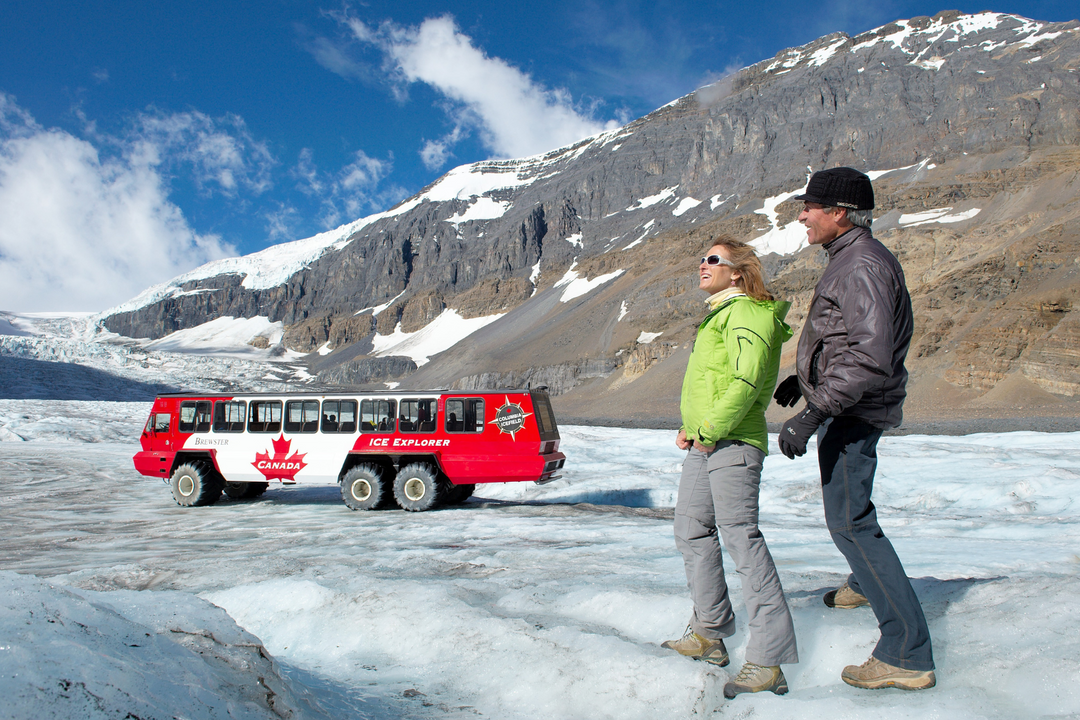 Le majestueux glacier Athabasca: Une merveille naturelle des rocheuses canadiennes